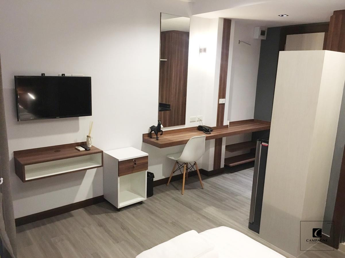 Campagne Hotel And Residence - Sha Plus Pathum Thani Extérieur photo